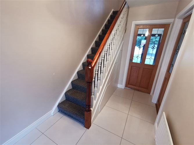 8 Pine Grove, Gort Road, Ennis, Co. Clare DNG O'Sullivan Hurley