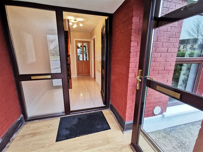 8 Pine Grove, Gort Road, Ennis, Co. Clare DNG O'Sullivan Hurley