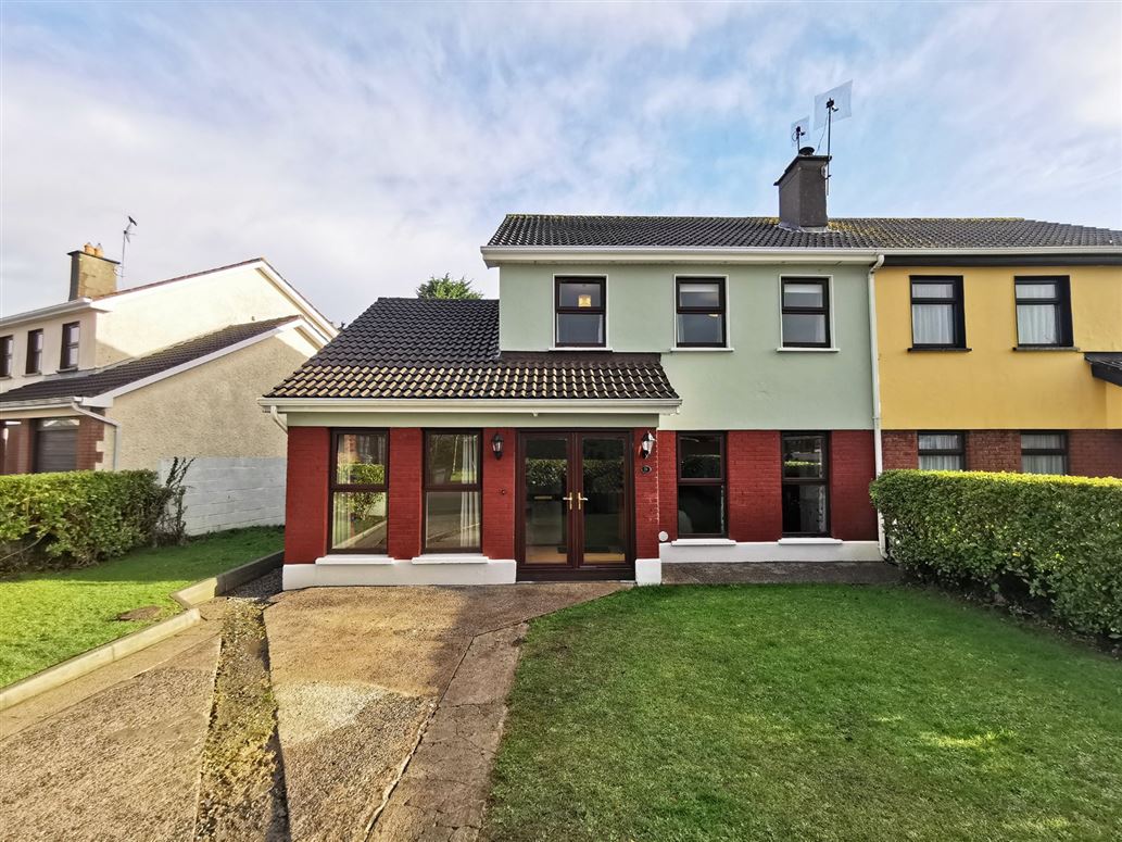 8 Pine Grove, Gort Road, Ennis, Co. Clare DNG O'Sullivan Hurley