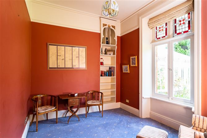 https://photos-a.propertyimages.ie/media/4/4/6/4732644/27963535-e3f4-4ea8-817c-637ccfa28407_l.jpg