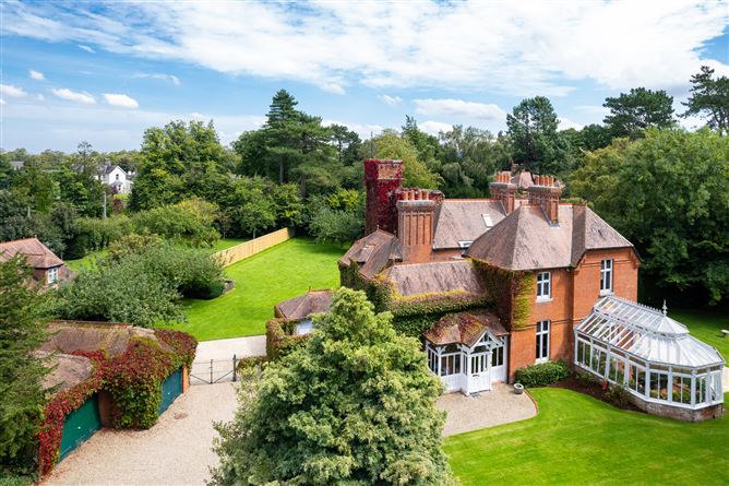 https://photos-a.propertyimages.ie/media/4/4/6/4732644/27963535-e3f4-4ea8-817c-637ccfa28407_l.jpg