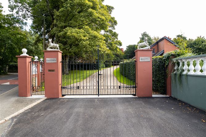 https://photos-a.propertyimages.ie/media/4/4/6/4732644/27963535-e3f4-4ea8-817c-637ccfa28407_l.jpg