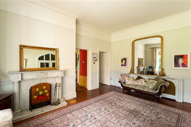 https://photos-a.propertyimages.ie/media/4/4/6/4732644/27963535-e3f4-4ea8-817c-637ccfa28407_l.jpg