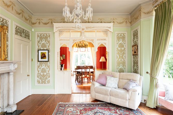 https://photos-a.propertyimages.ie/media/4/4/6/4732644/27963535-e3f4-4ea8-817c-637ccfa28407_l.jpg