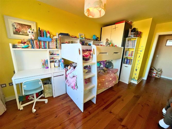 10 The Oak, Parkview, Belarmine, Stepaside, County Dublin