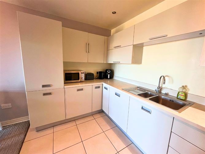 10 The Oak, Parkview, Belarmine, Stepaside, County Dublin
