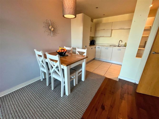 10 The Oak, Parkview, Belarmine, Stepaside, County Dublin