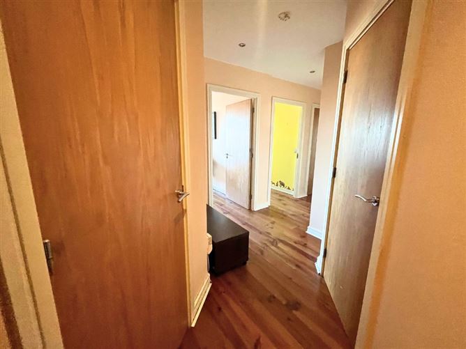 10 The Oak, Parkview, Belarmine, Stepaside, County Dublin