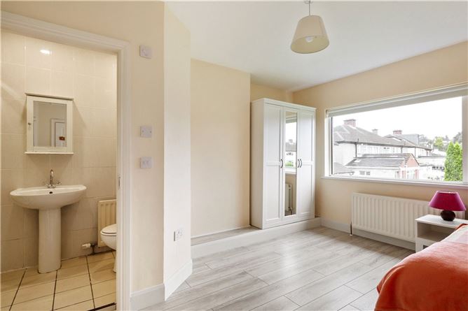 10 Clonkeen Drive, Foxrock, Dublin 18