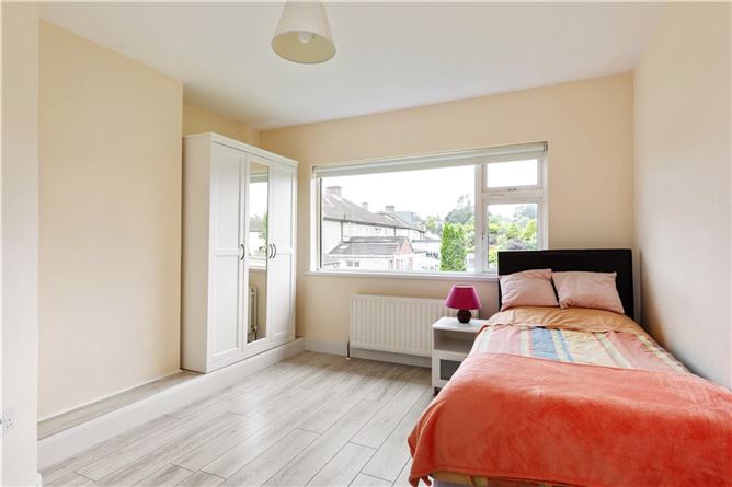 10 Clonkeen Drive, Foxrock, Dublin 18