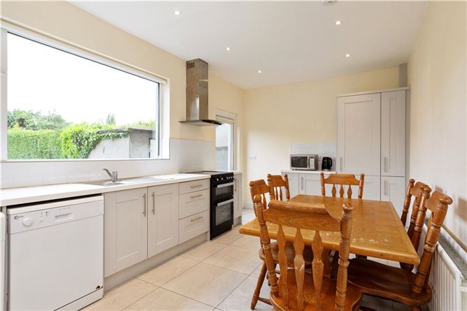 10 Clonkeen Drive, Foxrock, Dublin 18