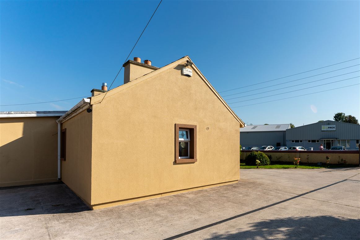 6 Church Road, Knocklong, Limerick