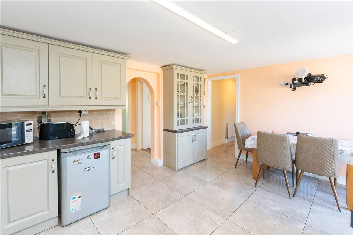 6 Church Road, Knocklong, Limerick