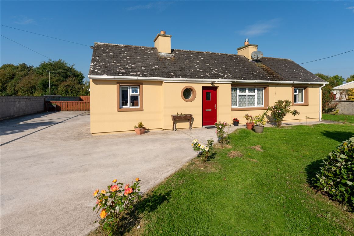 6 Church Road, Knocklong, Limerick