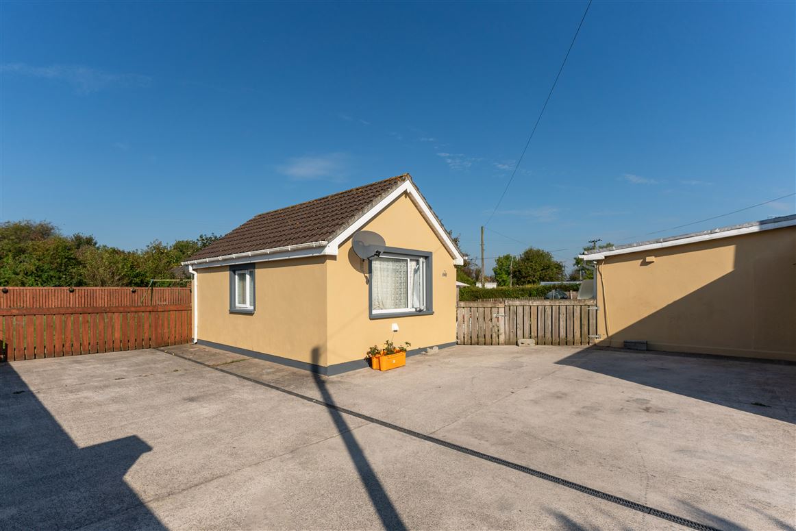 6 Church Road, Knocklong, Limerick