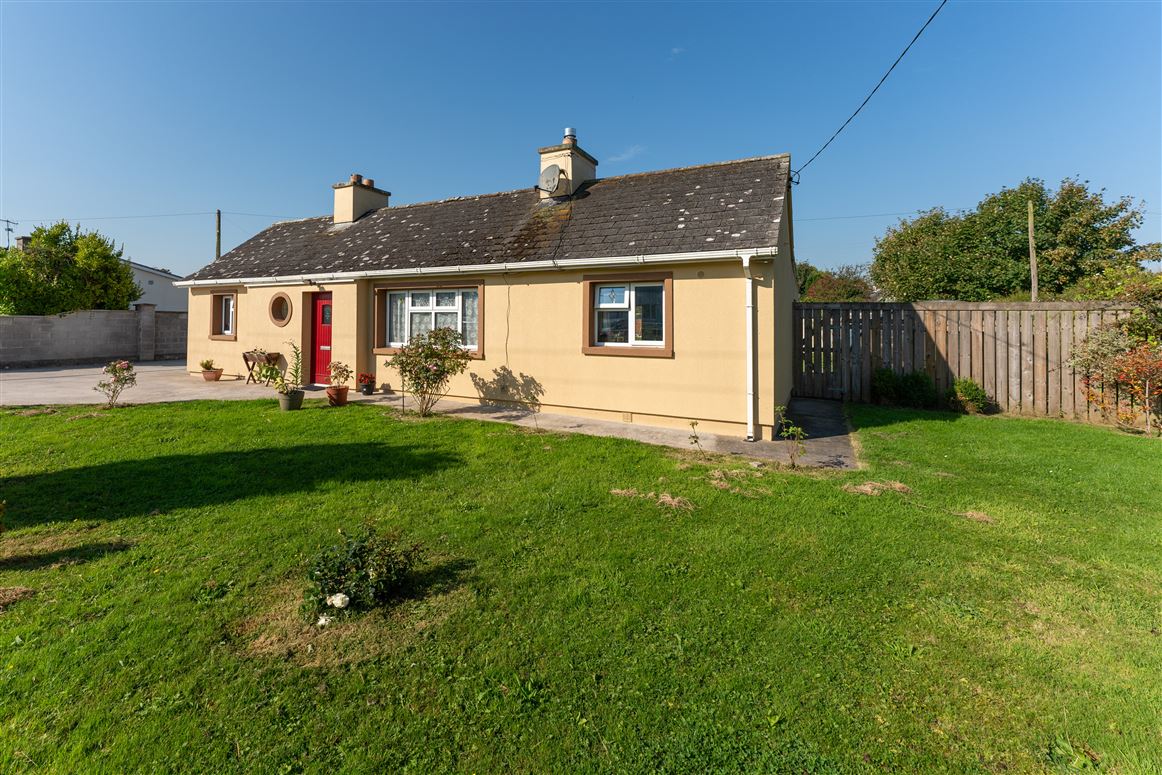 6 Church Road, Knocklong, Limerick