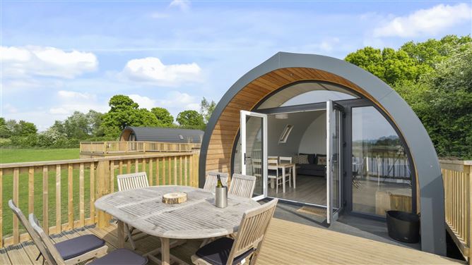 Lakeside Smial,Hertford Heath, Hertfordshire, United Kingdom