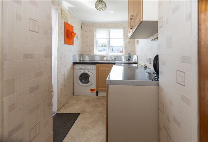 111 Landen Road , Ballyfermot,   Dublin 10