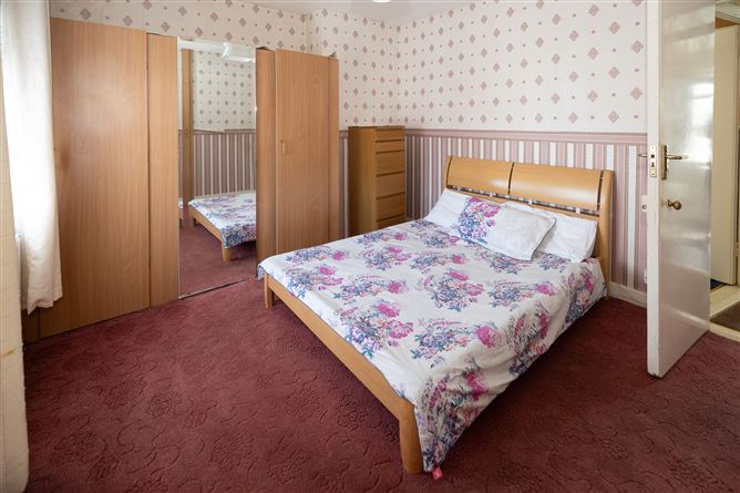 111 Landen Road , Ballyfermot,   Dublin 10