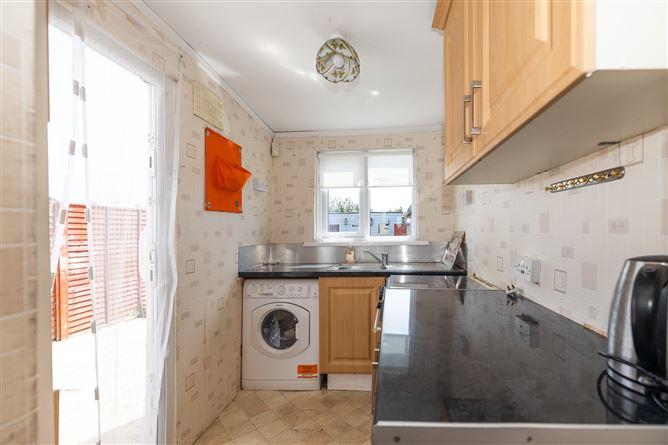 111 Landen Road , Ballyfermot,   Dublin 10