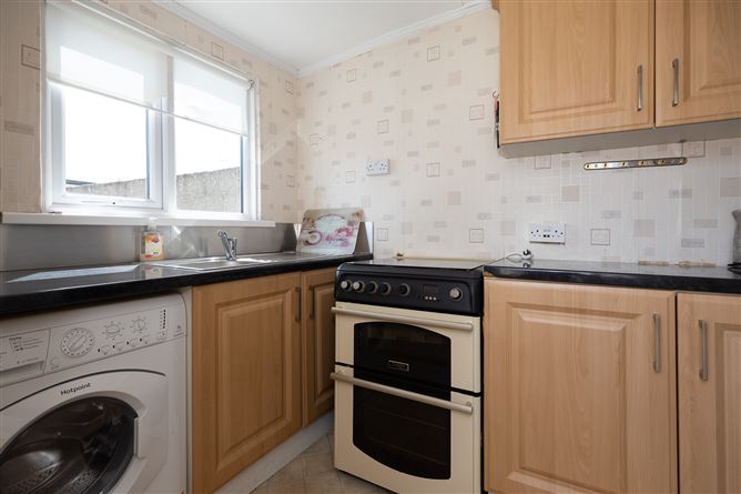 111 Landen Road , Ballyfermot,   Dublin 10