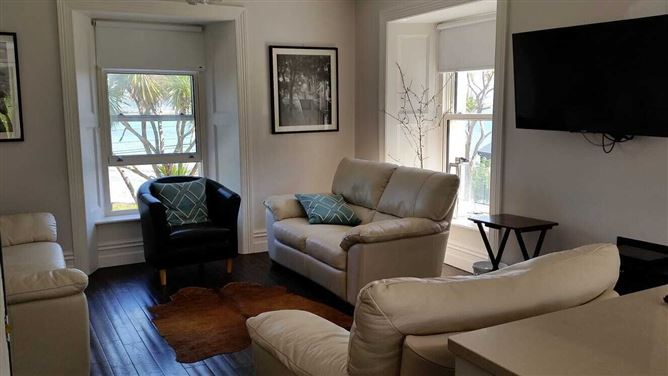 Photo 9 of 24 — Byron Lodge,Vacation Rental in Waterford, Ireland