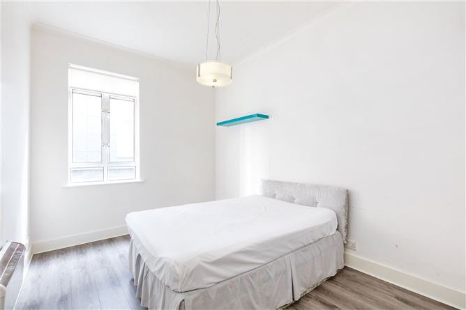 2 Aston House, 5 Aston Place, Templebar, Dublin 2