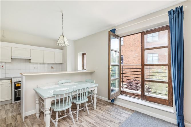 Apartment 31, Sarsfield Quay Apartments, Liffey Street West,, North City Centre, Dublin 7