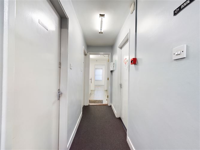 Former Dental Suite, 1st Floor, Brown House, East Douglas Street, Douglas, Cork