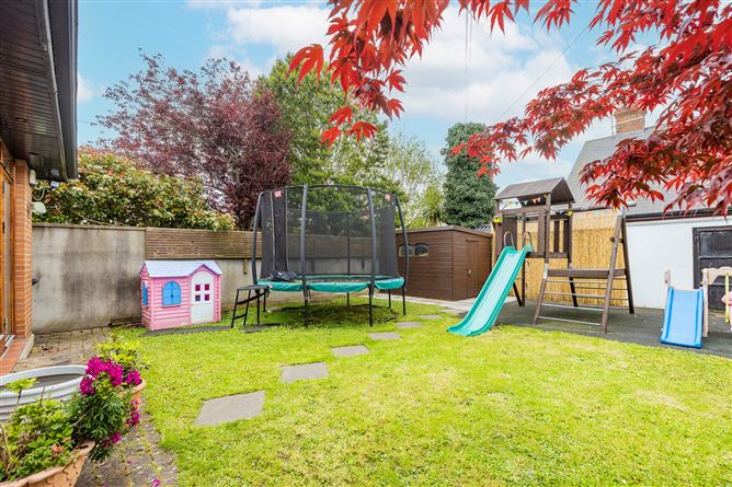 Maura, 92 Iona Road, Glasnevin, Dublin 9