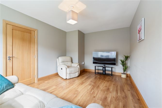 88 Rahylin Glebe, Ballybane, Galway City