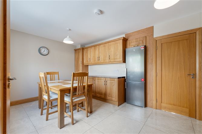 88 Rahylin Glebe, Ballybane, Galway City