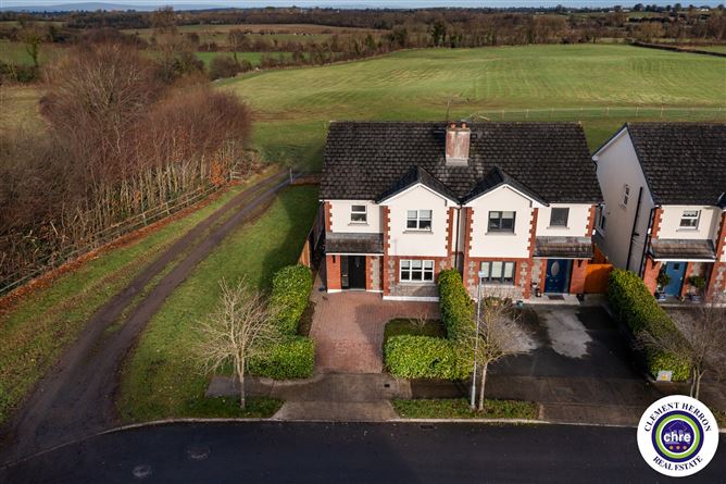 5 Clarney Hall, Rathdowney, Laois