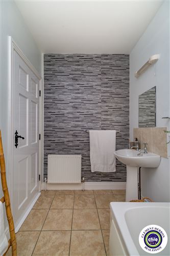 5 Clarney Hall, Rathdowney, Laois