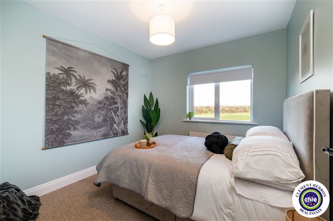 5 Clarney Hall, Rathdowney, Laois