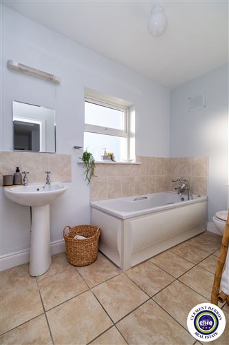 5 Clarney Hall, Rathdowney, Laois