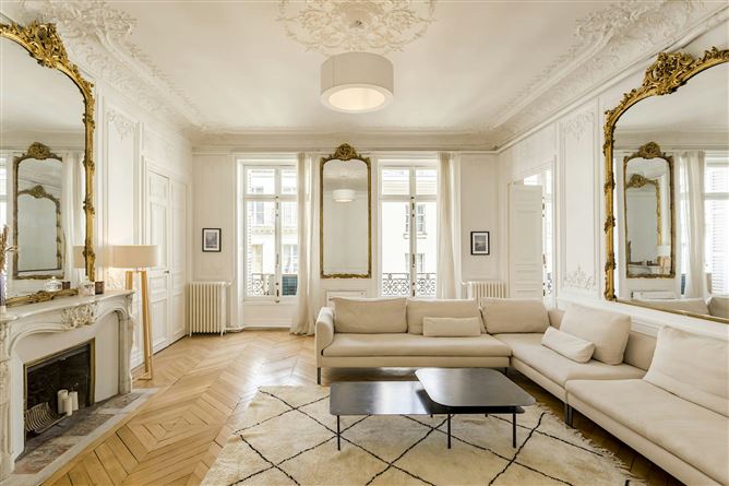Art Lover,Paris,Île-de-France,France