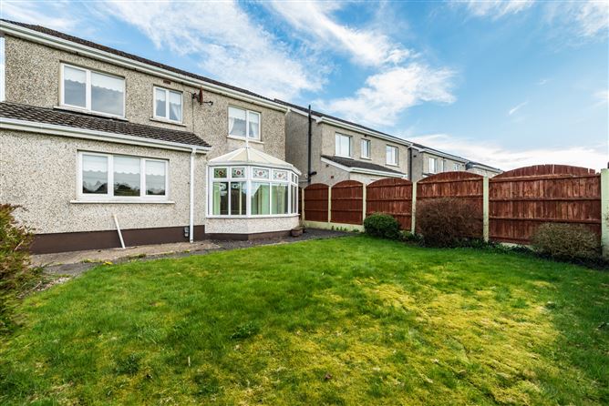https://photos-a.propertyimages.ie/media/4/4/7/4915744/f94be100-9b85-4819-aa1e-4ba271a458cb_l.jpg
