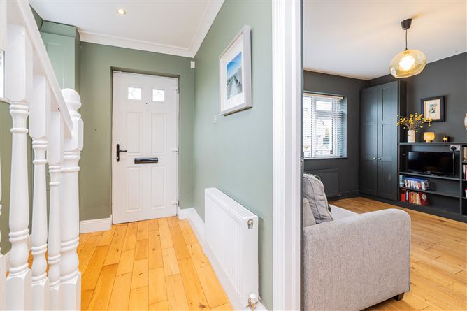 https://photos-a.propertyimages.ie/media/4/4/7/4962744/656185d4-92ff-47af-a1d3-f7a9974556a0_l.jpg
