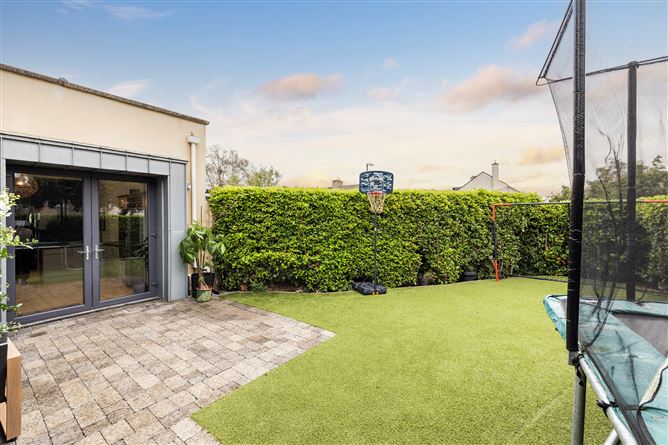 https://photos-a.propertyimages.ie/media/4/4/7/4962744/656185d4-92ff-47af-a1d3-f7a9974556a0_l.jpg
