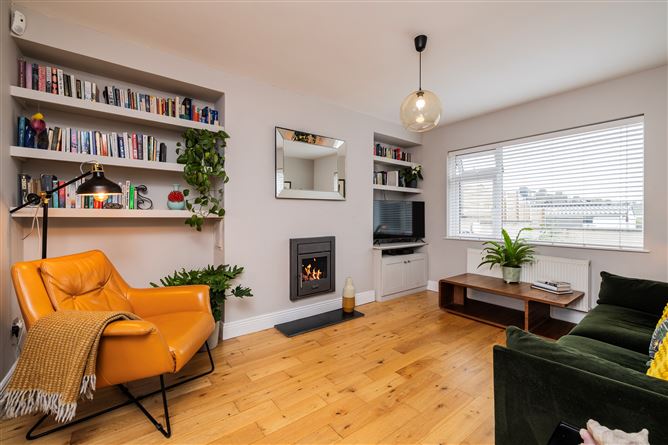 https://photos-a.propertyimages.ie/media/4/4/7/4962744/656185d4-92ff-47af-a1d3-f7a9974556a0_l.jpg