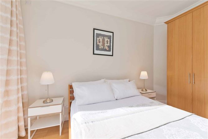 Rathlin House, Custom House Square, Mayor Street Lower, I.F.S.C., D1