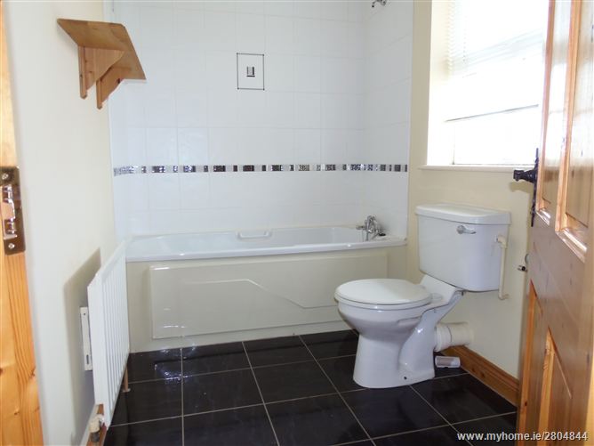 64D Edgeworth Court, Longwood, Meath
