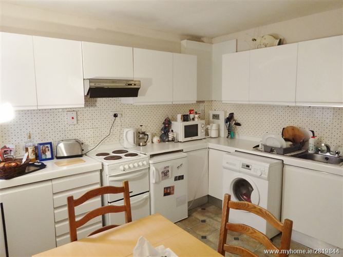 6 Oak House, Serpentine Avenue, Sandymount,   Dublin 4