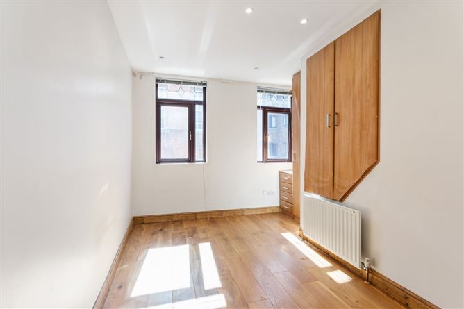 6 Griffith Terrace, Earls Street South, Dublin 8