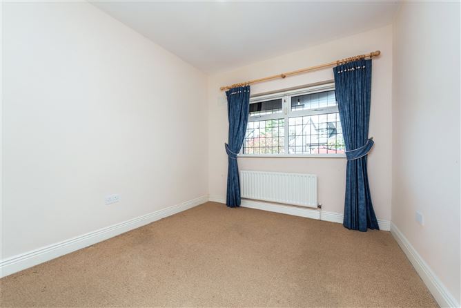42 The Gallops, Dublin Road, Naas, Co. Kildare