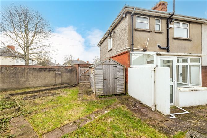 120 Iveragh Road, Whitehall, Dublin 9