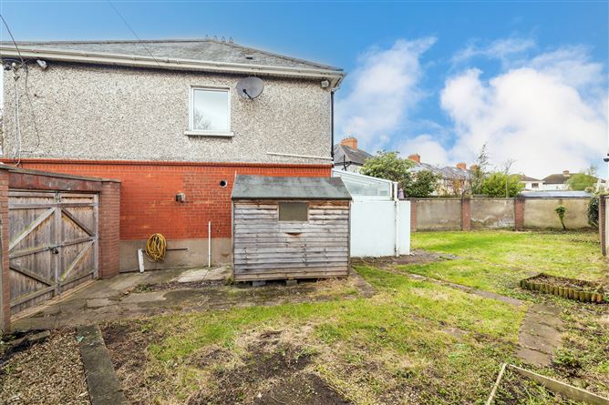 120 Iveragh Road, Whitehall, Dublin 9