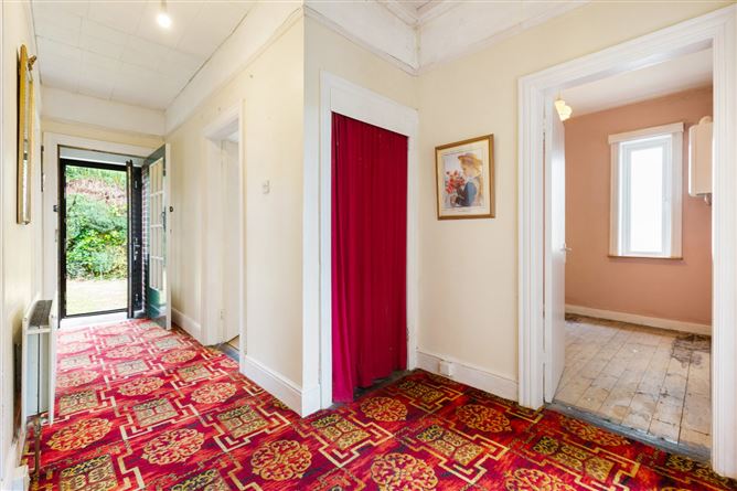 60 Highfield Park, Dundrum, Dublin 14