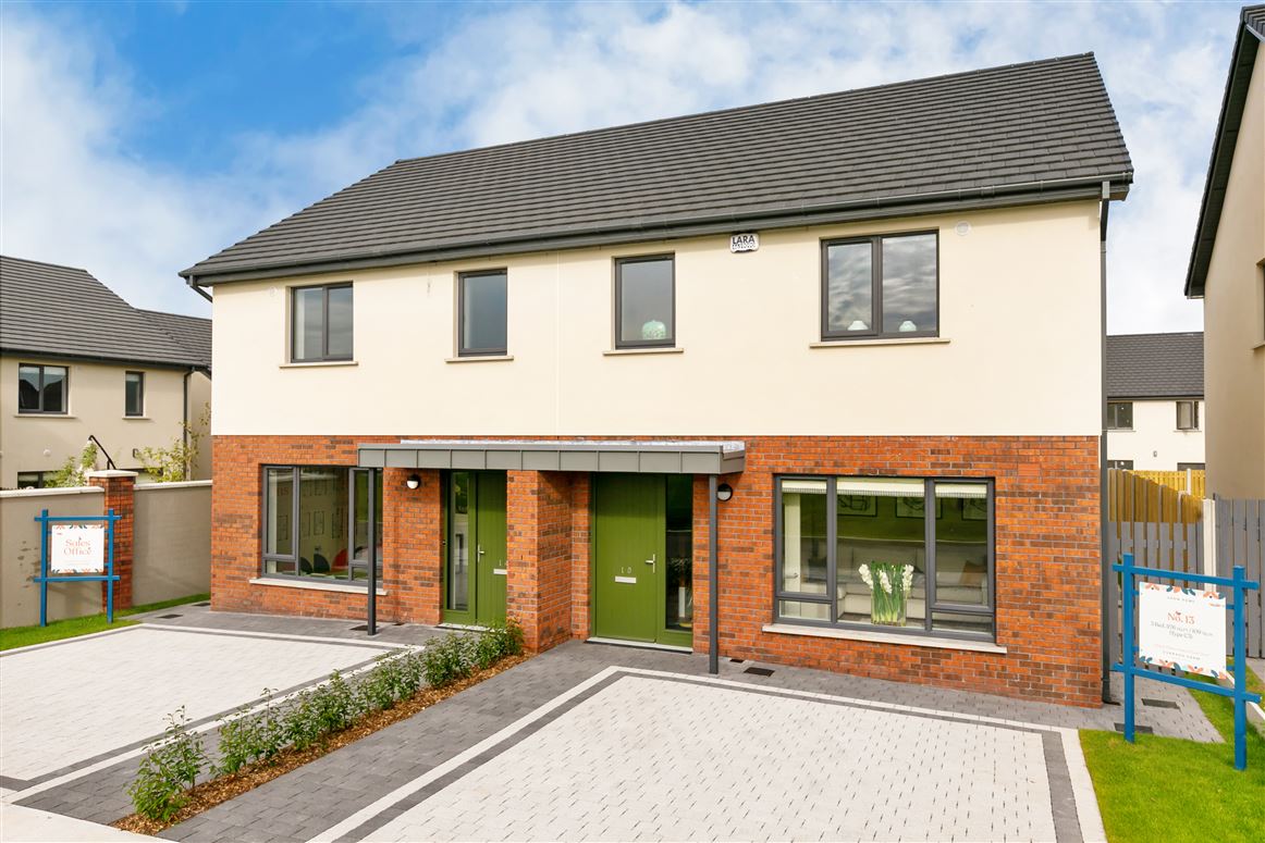 13 Rosetree Green, Curragh Farm, Newbridge, Kildare